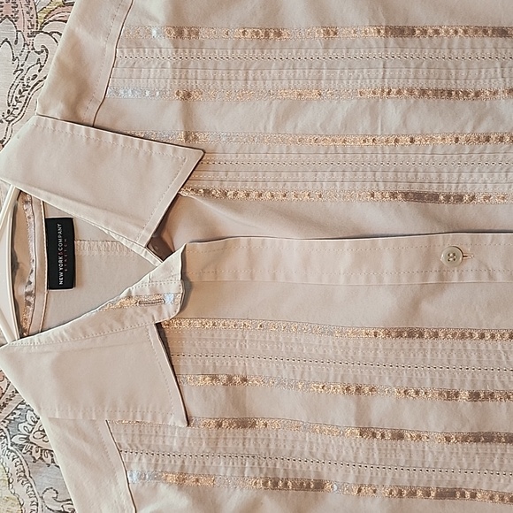 Shirt - Picture 3 of 5